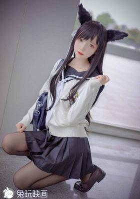 晨妤小美女